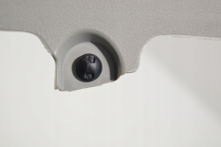 фото №9, Захист стійка замка правий зад mercedes w221 2217321021