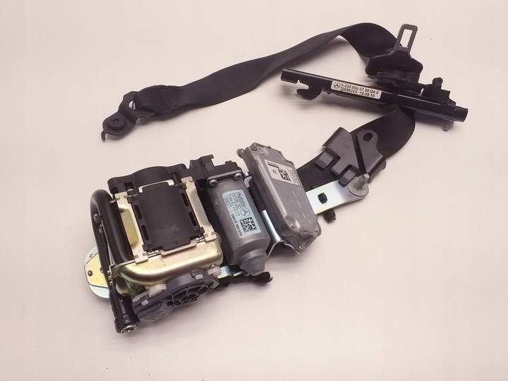 фото №1, Pas безопасности правые перед mercedes w204