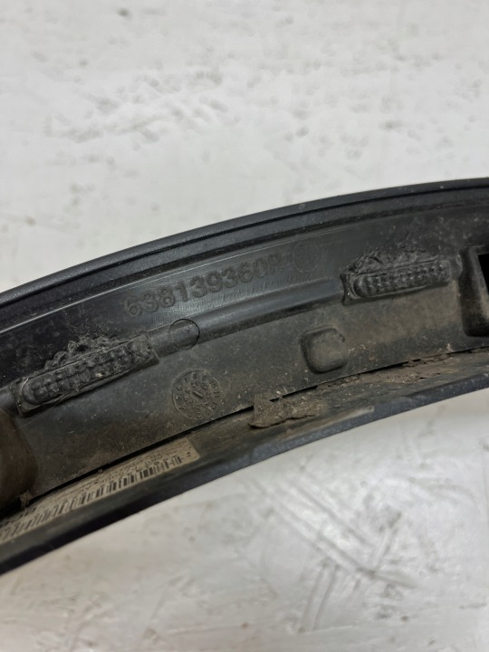 фото №11, Renault megane v e-tech молдинг крила ліві перед 638139360r wys 24h
