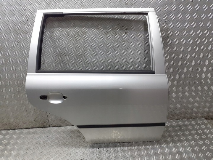 фото №1, Дверь правые зад skoda octavia i универсал 9102