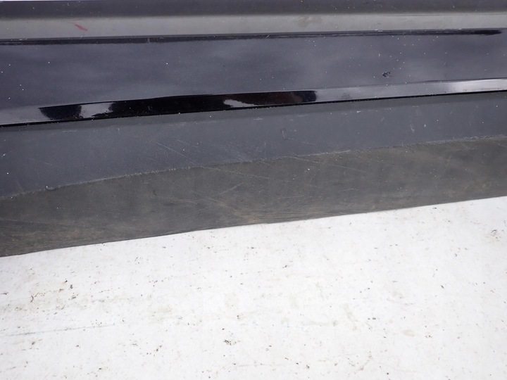 фото №4, Skoda kodiaq спортлайн 16- планка дверь правые зад