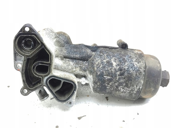 фото №8, Peugeot 308 2017 корпуса фильтров масла