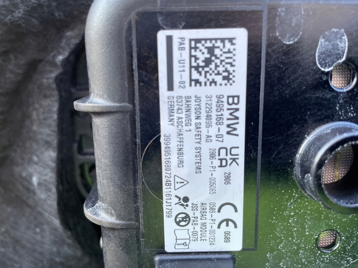 фото №6, Комплект подушок 4x ремені консоль air bag x1 u11 head-up