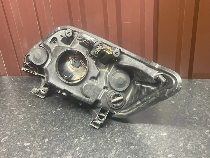 фото №8, Ford kuga i 2009 8v4113w030be лампа правые перед правая передняя заглушка