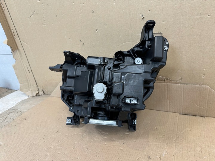 фото №13, Vw amarok ii 22- лампа повний led права гарна org