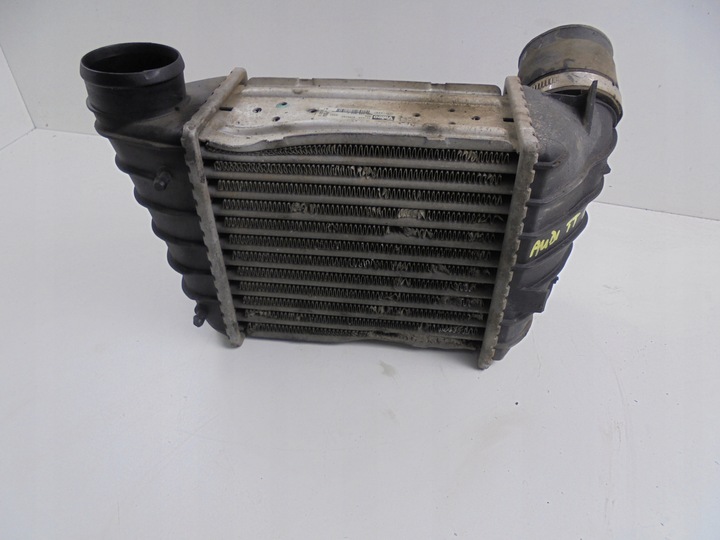 фото №2, Радиаторов интеркулер 8n0145803c audi tt 8n 1.8 t