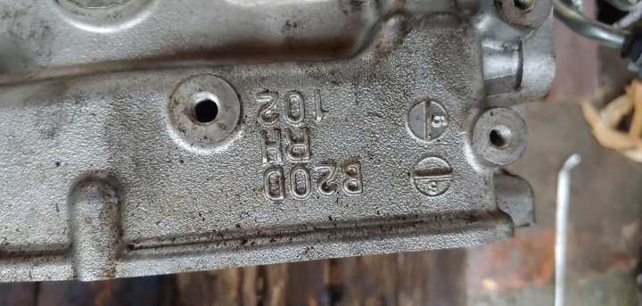 фото №5, Головка права subaru xv 2.0d b20drh102 комплектна