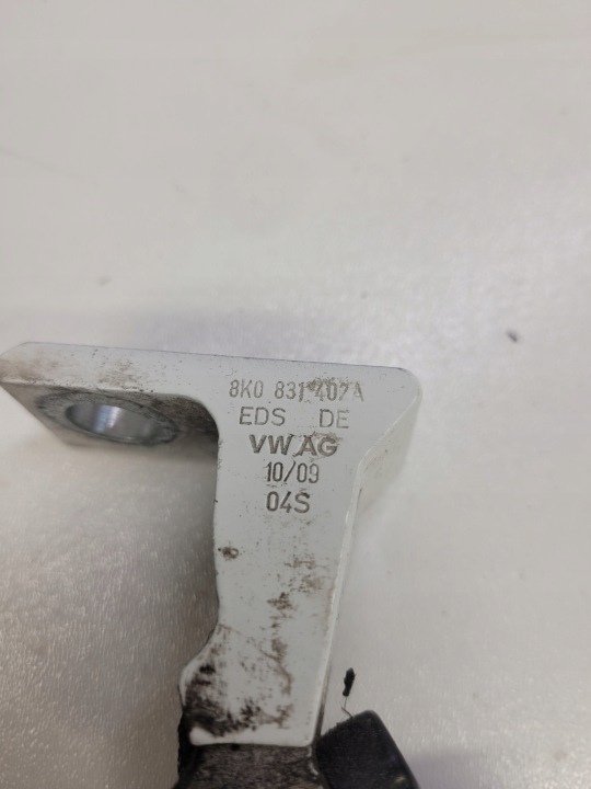 фото №5, Петля двері праві audi a4 b8 a5 8t q5 8k0831402a