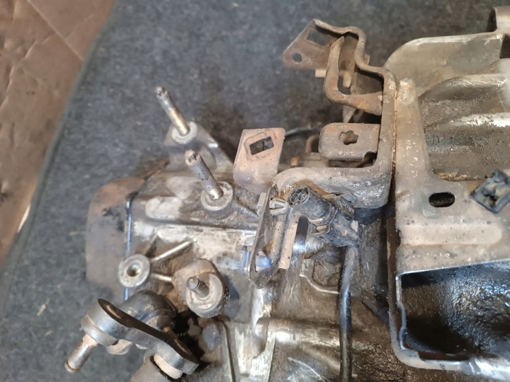 фото №8, Коробка передач mazda 6 g6020 oem номер