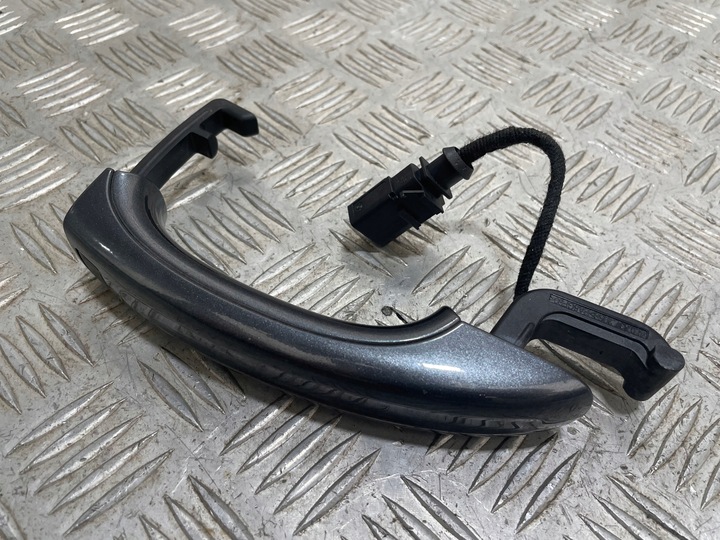 фото №1, Ручка дверь правый перед keyless go audi q7 4l 4l0837205b
