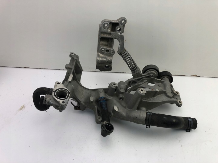 фото №1, Mercedes лапи mocowaniealternatora a6512011709