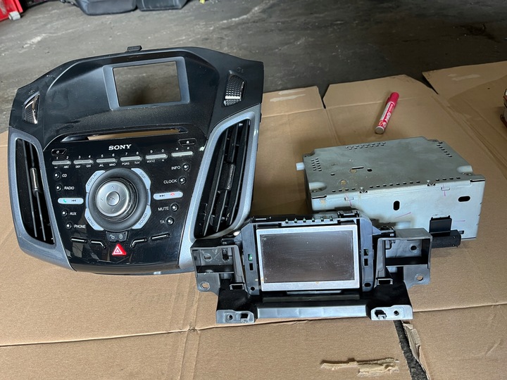 фото №1, 52 ford focus mk3 10-14r радио sony mp3 bm51-18c815xf am5t-18b955ch