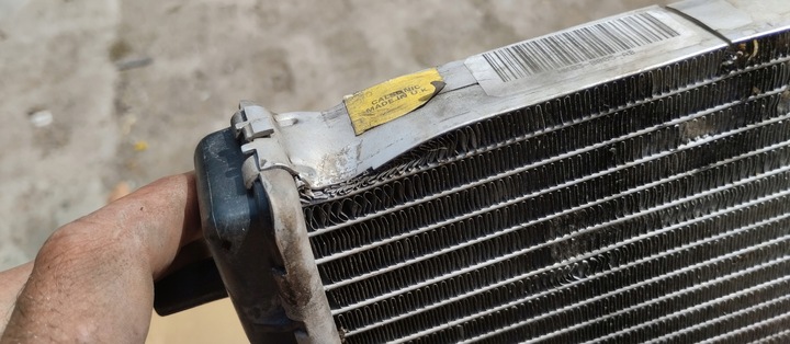 фото №9, Радиаторов воды range rover velar l560 3.0 d hk83-8005-ab