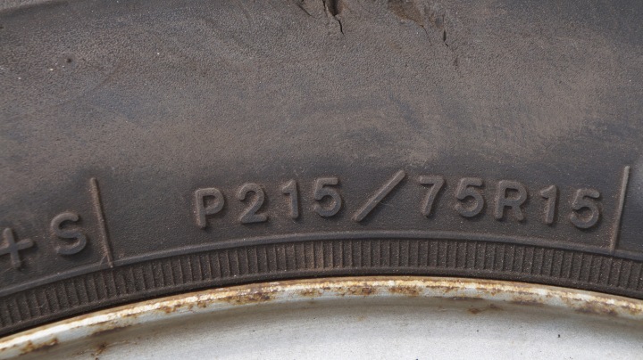 фото №13, Jeep wrangler 15 дюймів диск 5x115 комплект диск з шинами 215/75 15 дюймів