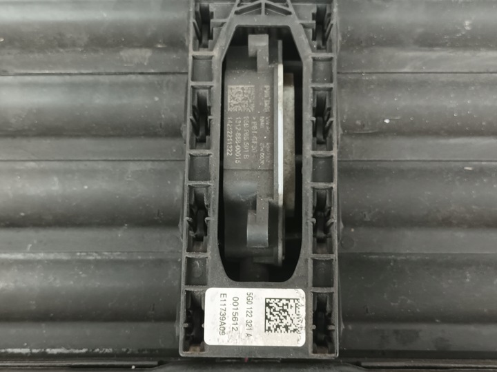 фото №8, Руль воздуха vw golf vii жалюзи впуск ролета