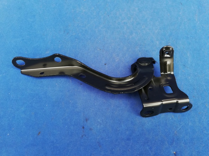 фото №1, Toyota corolla e-21 петля do капота