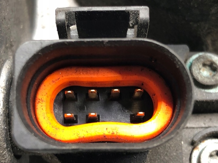 фото №4, Дроссельная заслонка audi a6 c5 97-05 2.4b 078133063ag