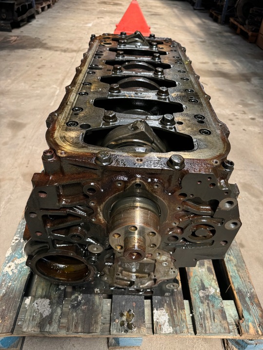 фото №6, Блок стійка двигуна комплектний курсор 11 iveco stralis hi-way e 6