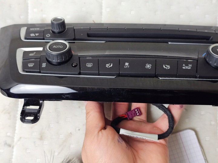 фото №6, Переключатель панель воздуховод кондиционера радио климат bmw f20 f21 9363546 led