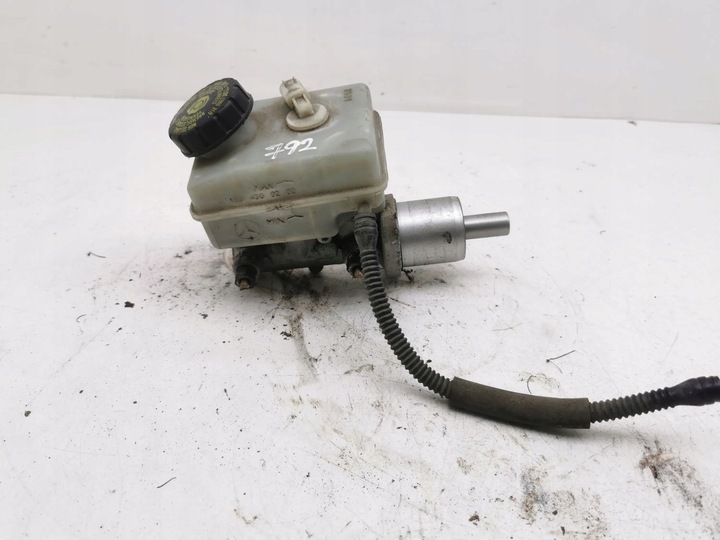 фото №7, Mercedes-benz b w245 2005 головний циліндр гальма