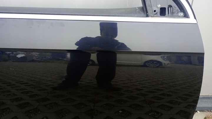 фото №8, Дверь правый перед vw passat b7 чёрные lc9x