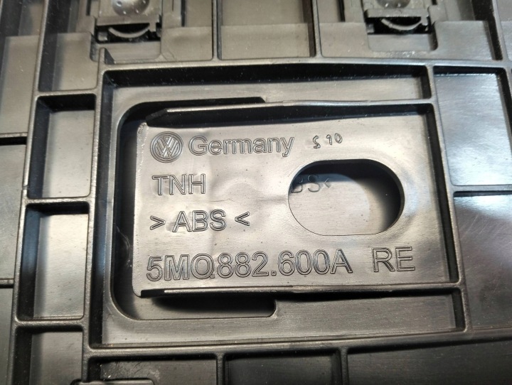 фото №6, Бардачок сидіння праве vw golf plus 5m0882600a