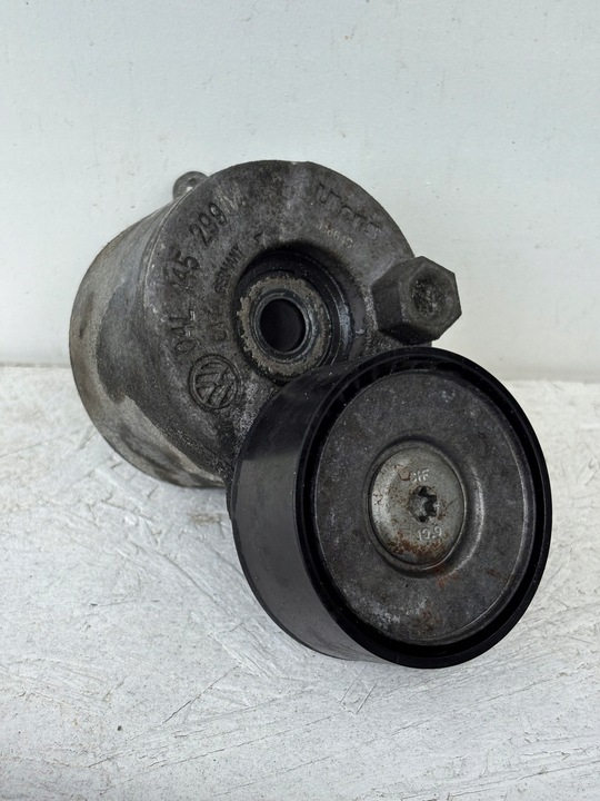 фото №1, Vw t6 натягувач ремінь розподільний вал 04l145299b