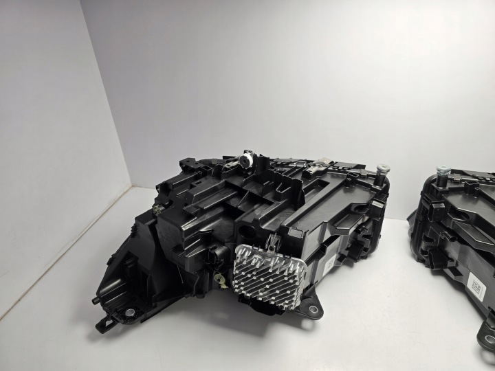 фото №10, Bmw 5 g60 g61 g90 m5 новое лампы!!! правая левая чёрный individual полный led