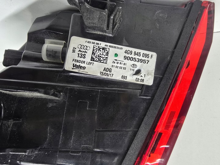 фото №3, Audi a6 c7 лампа левая заднее matrix led 4g9945095f
