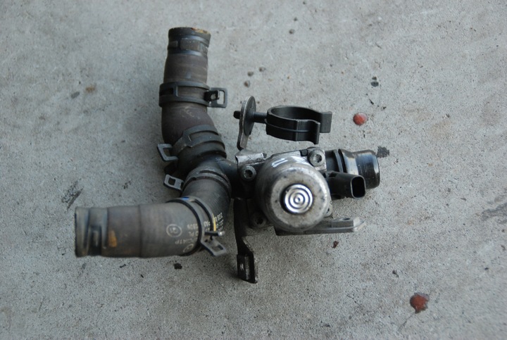 фото №5, Электроклапан воды mercedes c w204 2.2cdi