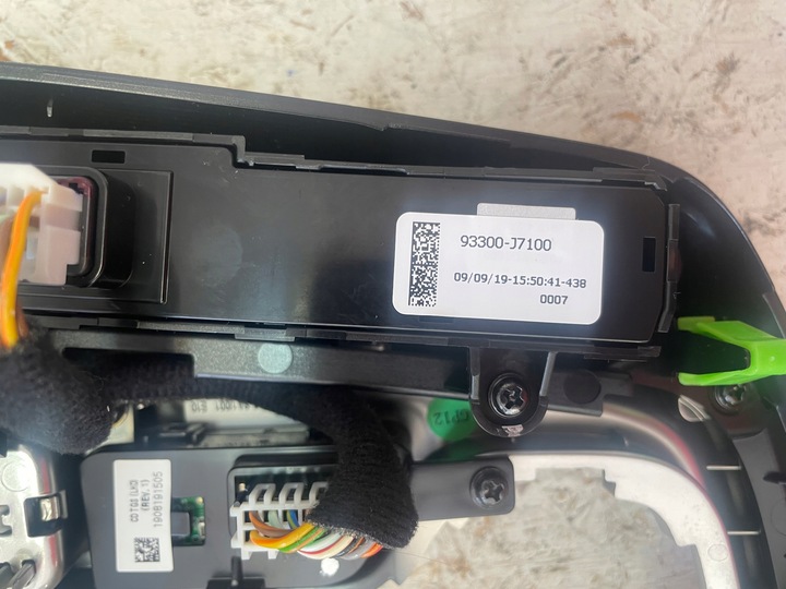 фото №5, Kia ceed iii панель средний 84631-j7100