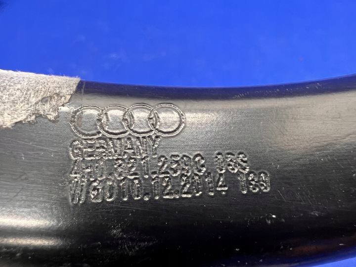 фото №4, Audi a8 d4 кронштейн крыльев левый 4h0821259c 36