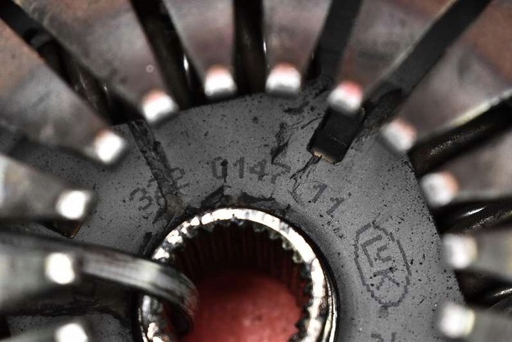 фото №6, Сцепление диск прижим 322014711 vw transporter t4 1.9 td 68 km 90-03