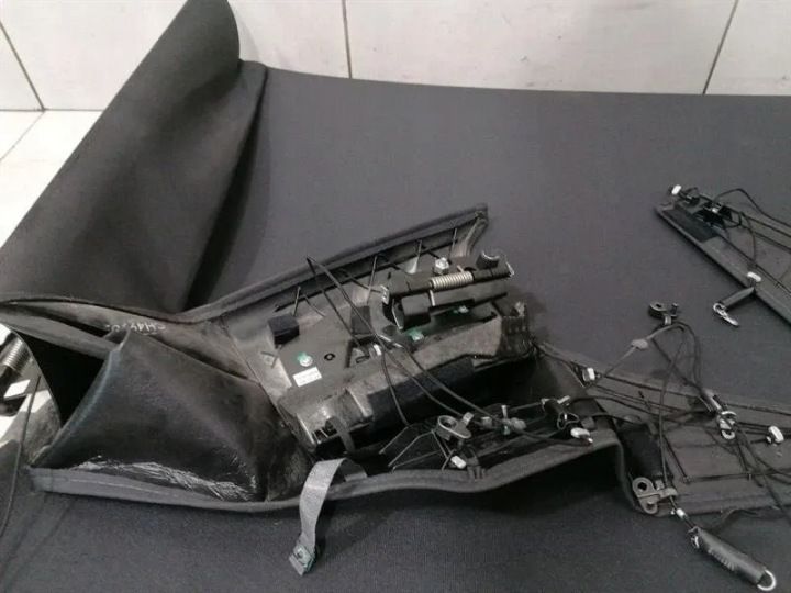 фото №9, Ferrari california t f149 14-17 roof lining 80414500 headliner