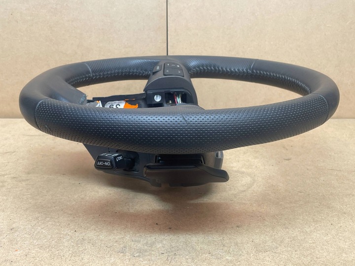 фото №10, Руль кожаный мультифункция автомат лепестки toyota rav 4 09-13