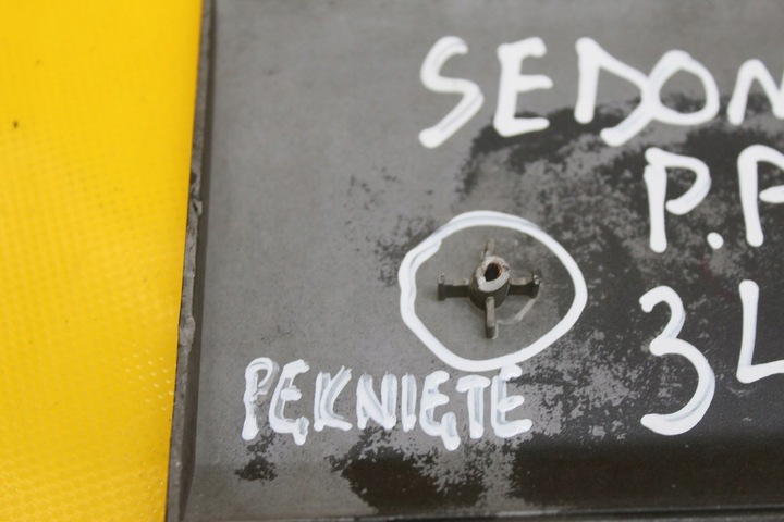 фото №8, Планка двері праві перед kia sedona ii