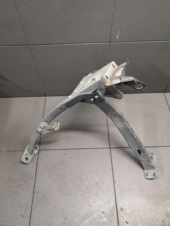 фото №7, Перемикач-павук кронштейн крила правий a8 d3 4e0821138f