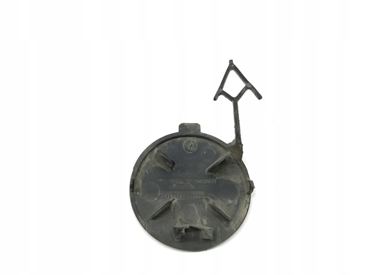 фото №2, Vw t-roc заглушка фаркоп бампера зад 2ga807441