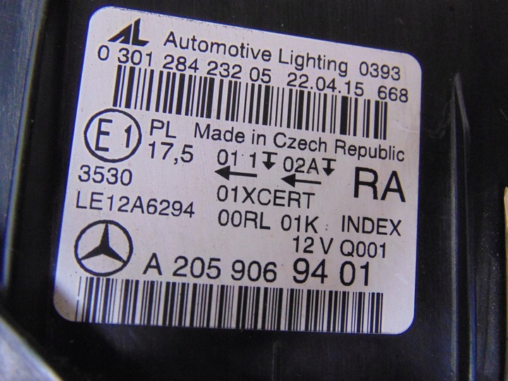 фото №16, Лампа правая перед mercedes w205 a2059069401 европа