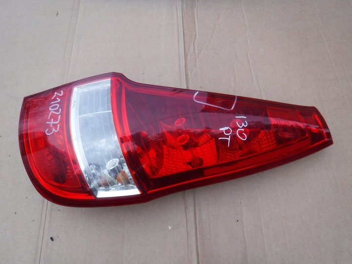 фото №1, Лампа правий зад hyundai i30 універсал 92402-2l1