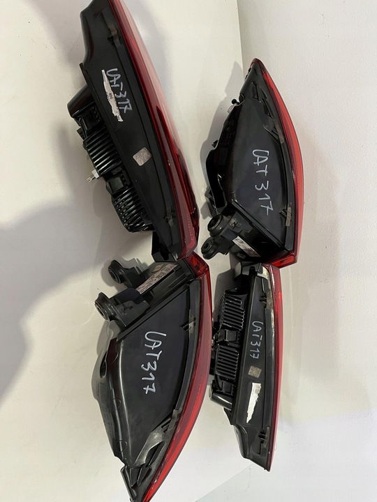 фото №11, Audi a6 c7 avant рестайлінг комплект лампа зад ліва права 4g9945096e 4g9945095e