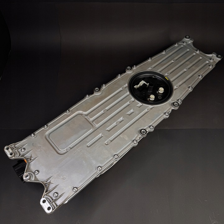 фото №9, Оригинальный номер porsche taycan 9j1 изолятор инвертор преобразователь напряжения