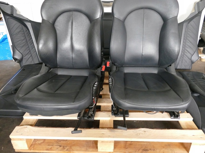 фото №10, Mercedes w209 c209 рестайлінг amg сидіння диван боковина оббивка комплект шкіра