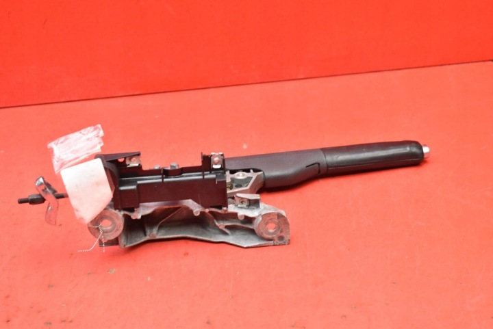 фото №5, Ручник  тормоза ручного 1k0711303m vw golf 6 vi plus 08-15