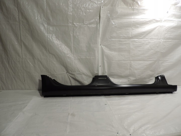 фото №1, Порог новый оригинал skoda octavia 3 iii 5e9809602c