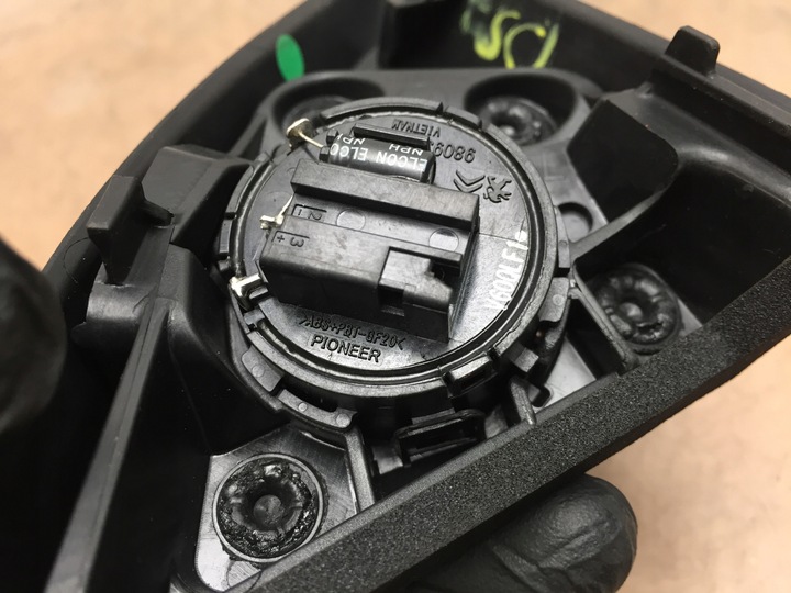 фото №4, Citroen ds7 трикутник динамік пищалка лівий перед