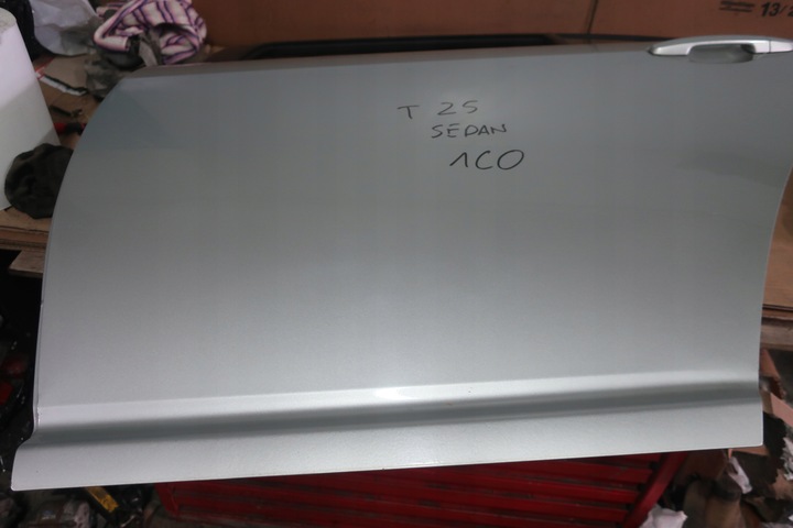 фото №3, Toyota avensis t25 двері ліві зад 1c0 03-08 hb sedan