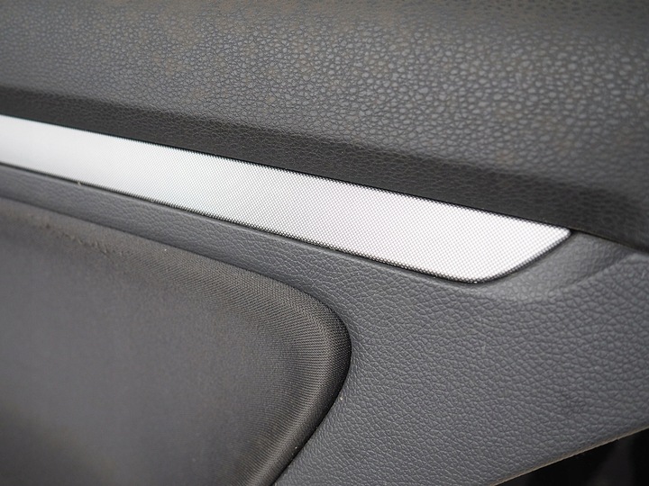 фото №13, Vw golf v 5 універсал скло бокова малий двері права зад задня