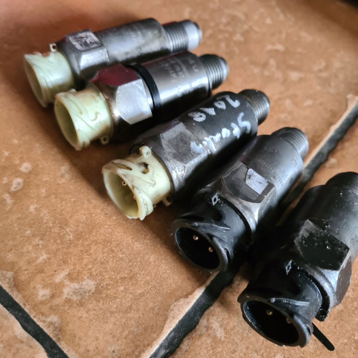 фото №1, Датчик тахографа tacho передавач імпульсатор iveco mercedes daf man