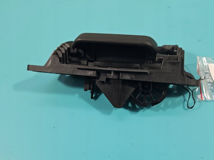 фото №3, Ручка зад левая наружная vw caddy iv 2k7843641e